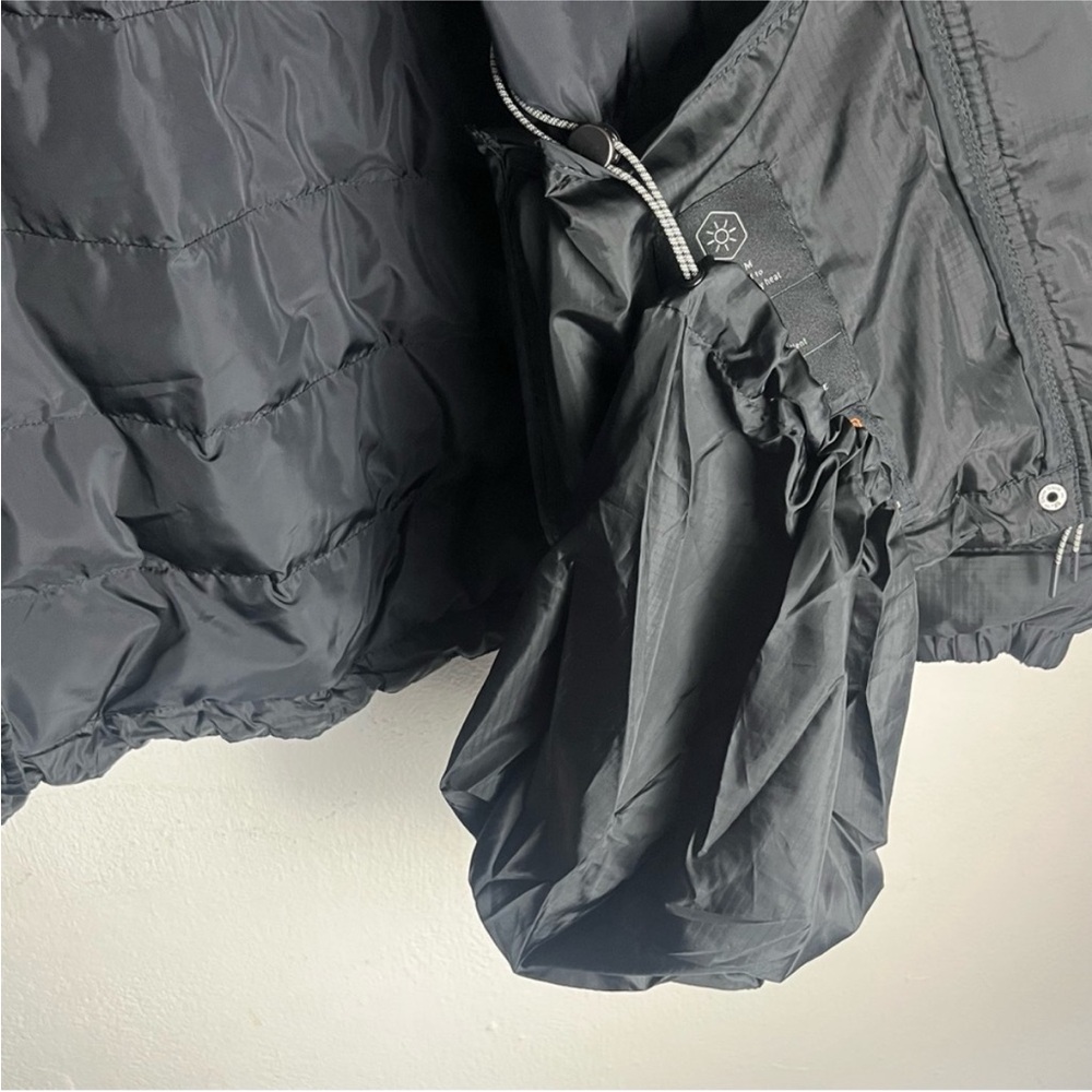 LEVI’S Edie Packable Jacket - Picture 11 of 15
